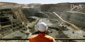 Mining companies’ links with politicians ‘susceptible to corruption’ – report