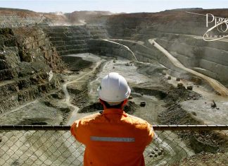 Mining companies’ links with politicians ‘susceptible to corruption’ – report