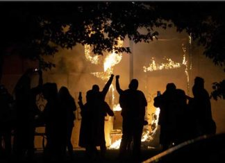As Minneapolis burns, Trump’s presidency is sinking deeper into crisis. And yet, he may still be re-elected